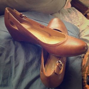 Brown Leather Small Wedges